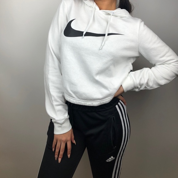 Nike Sweaters - Nike sweater crop top for women’s